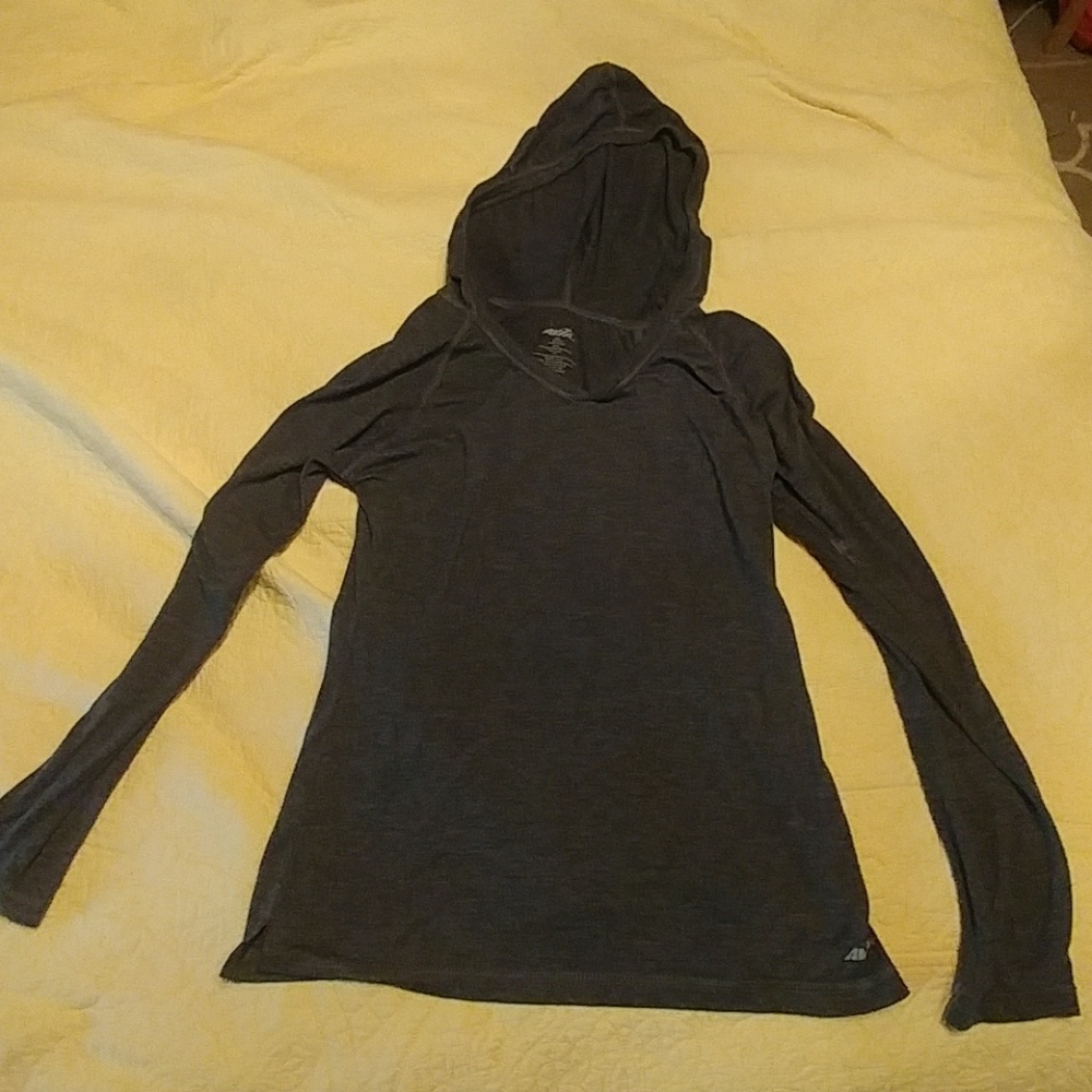 Light Longsleve Exercise Top